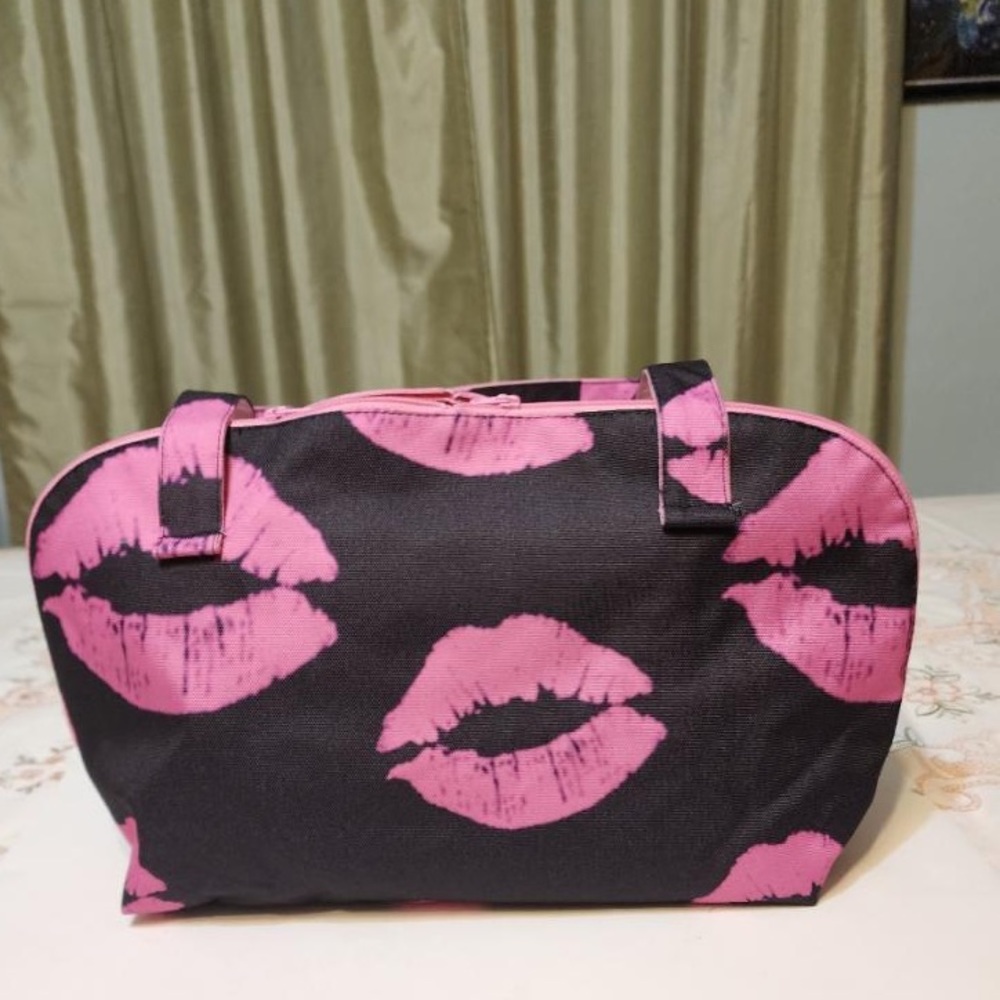 Small handbags